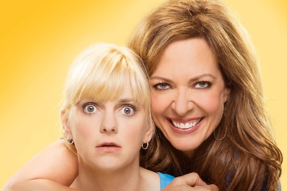 O que faz de Mom a melhor série de comédia da Warner?